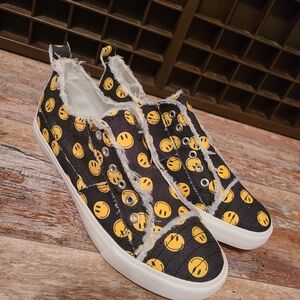 Girlie Girl Women's Black Sneakers with Yellow Smiley Faces Size 11